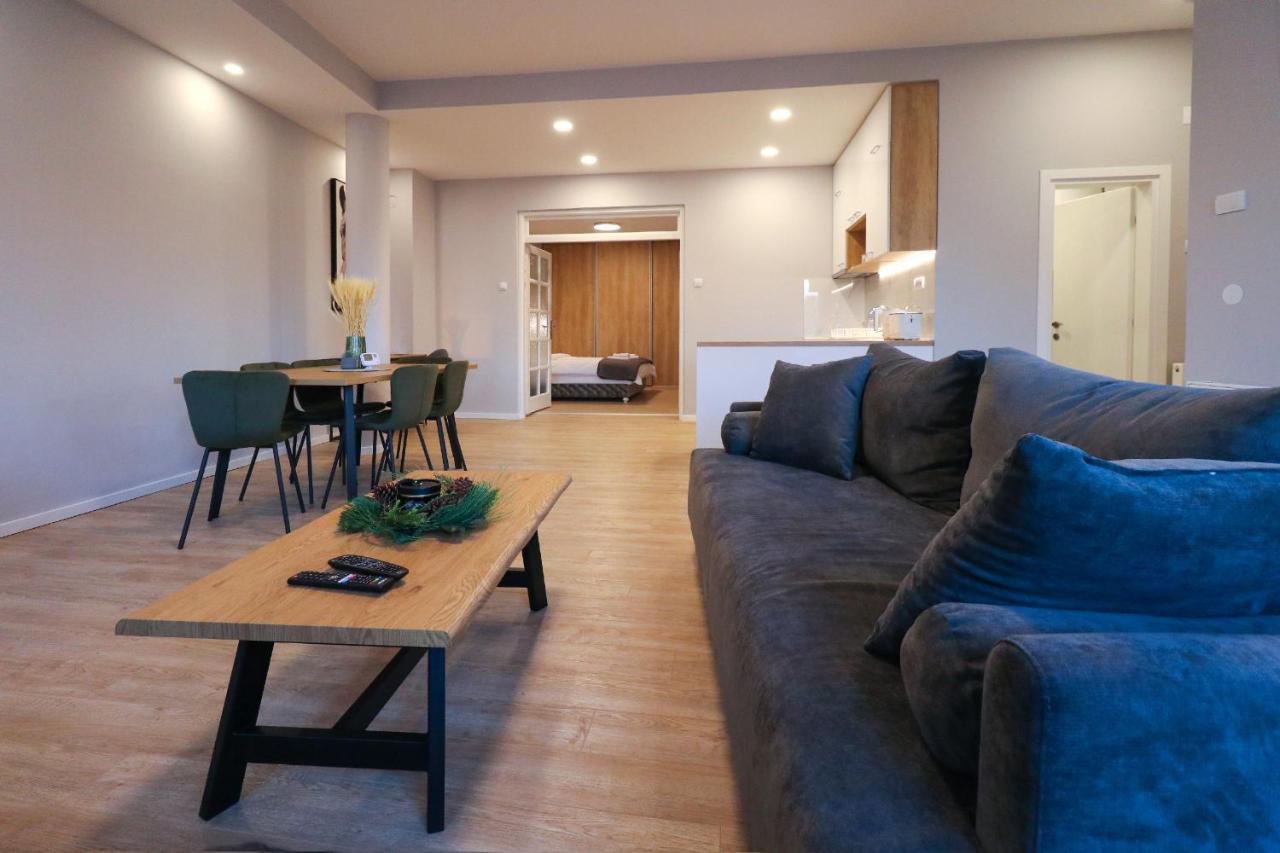 Heart Of Nis Lux Appartement Buitenkant foto